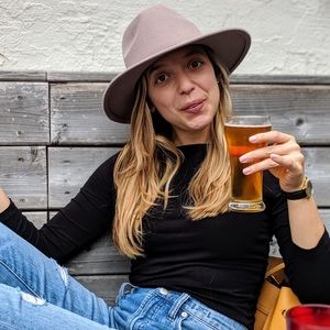 Meet your Posher, Catherine